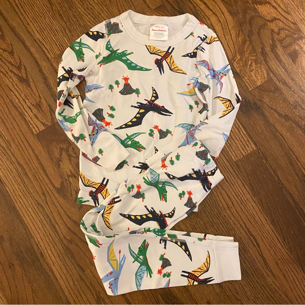 Hanna dragon jammies